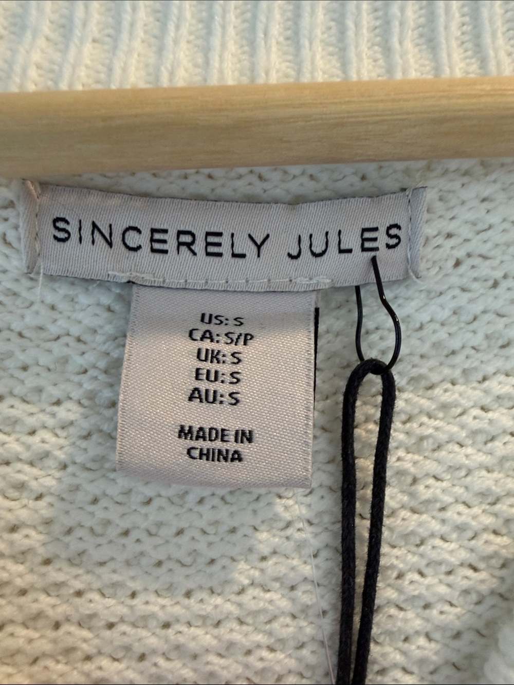Sincerly Jules White Waffle-Knit Henley Boxy Top - Picture 2 of 3